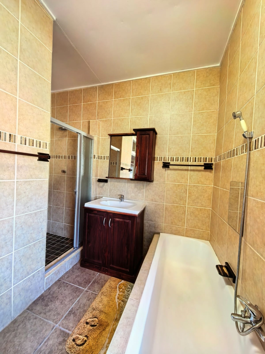 5 Bedroom Property for Sale in Sasolburg Ext 23 Free State